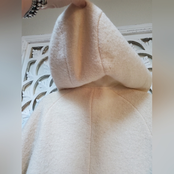 Vintage Talbots White Wool Hooded Jacket Petite - Picture 8 of 12